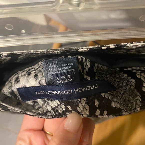 French connection snakeskin skirt size 6 - Picture 3 of 4